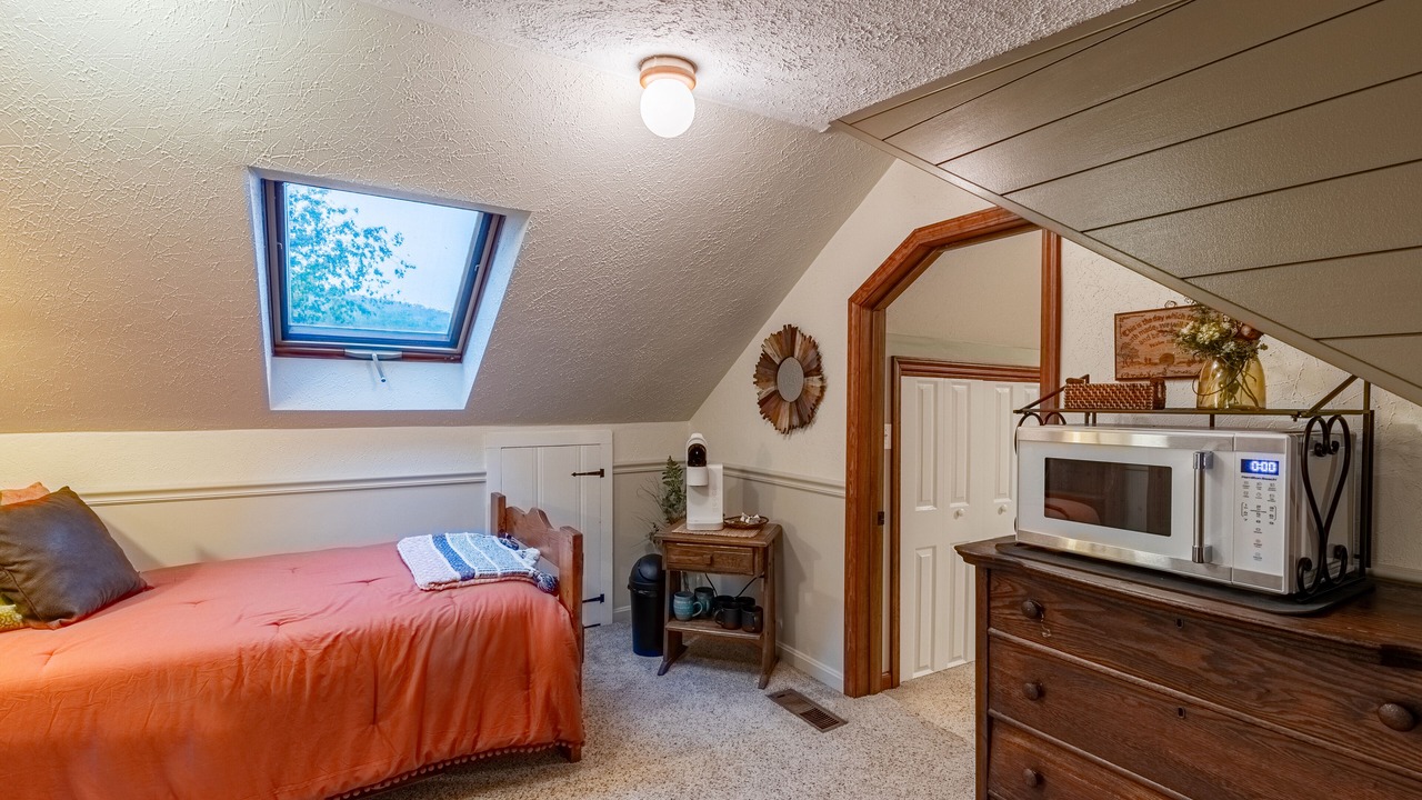 Photo of Bedroom in Irvine