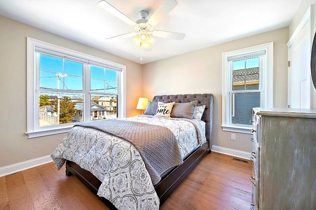 Photo of Bedroom in Beach Haven Crest