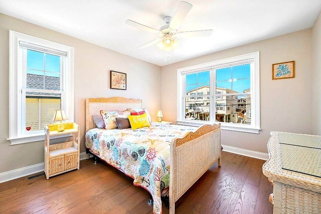 Photo of Bedroom in Beach Haven Crest