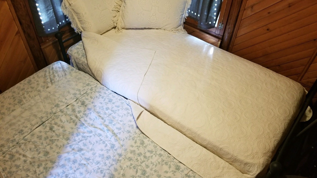 Photo of Bedroom in Hewitt