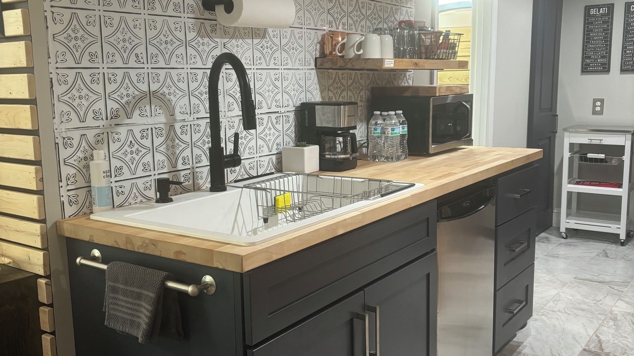 Photo of Kitchen in Arbutus