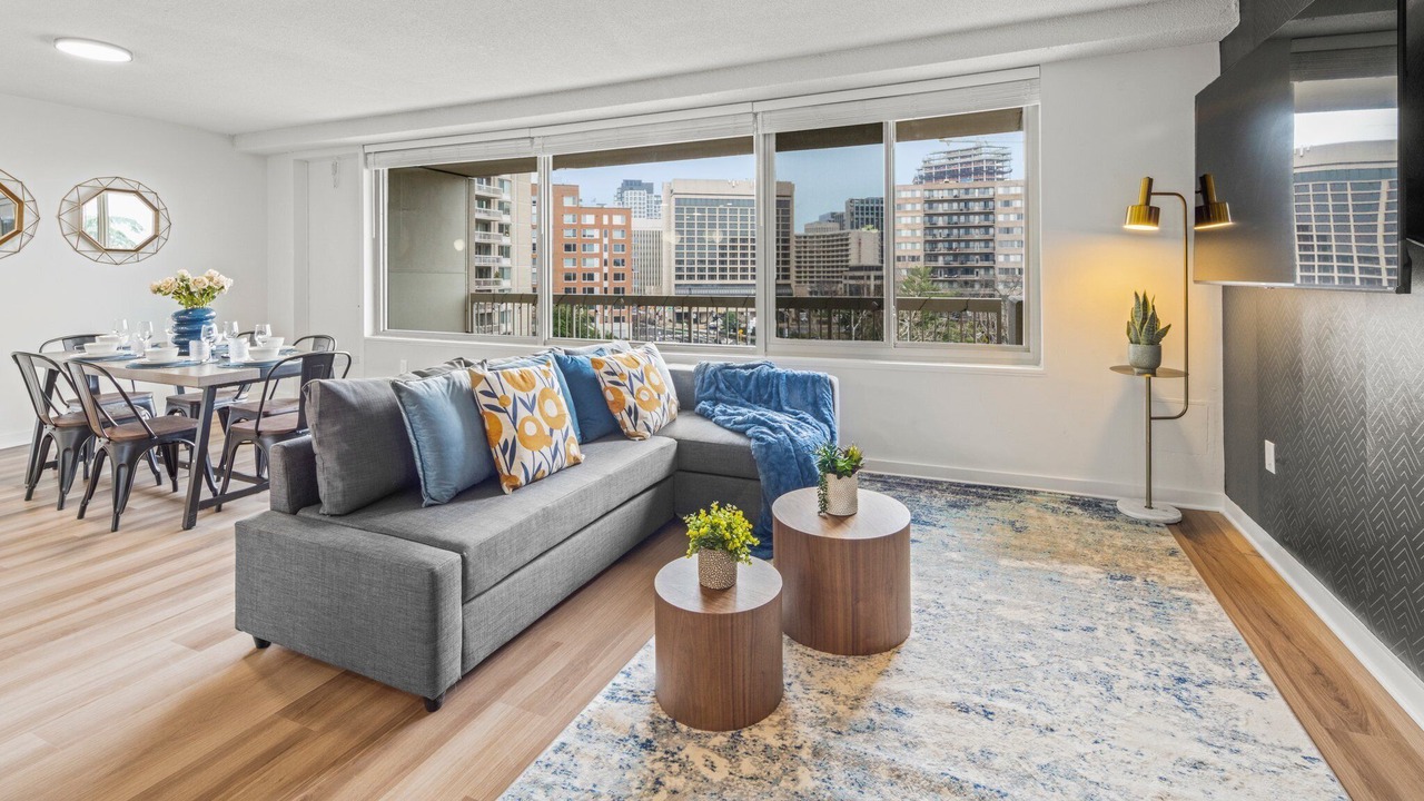 Photo of Livingroom in Aurora Highlands