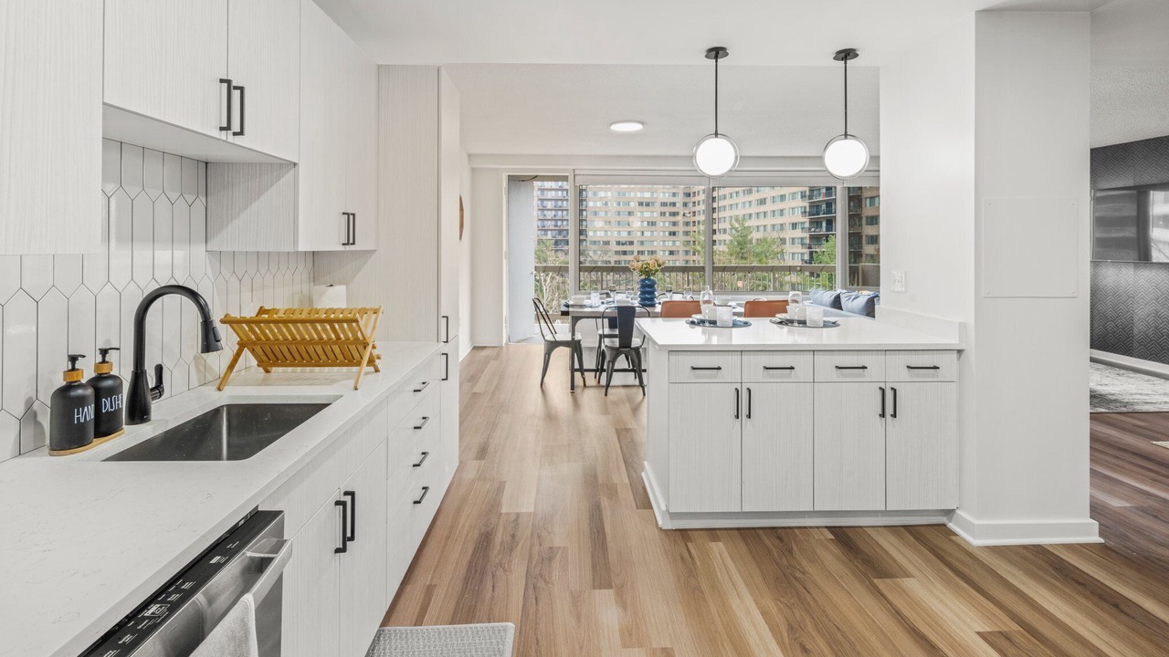 Photo of Kitchen in Aurora Highlands