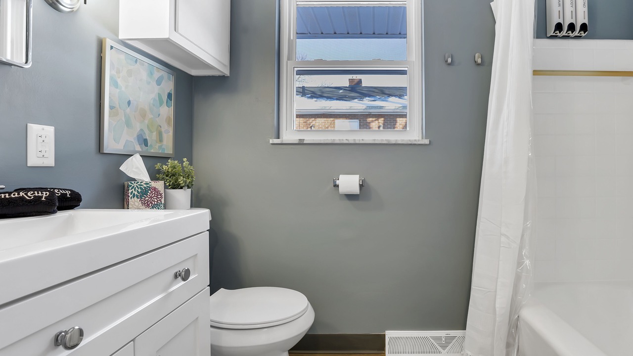 Photo of Bathroom in Sharon Heights