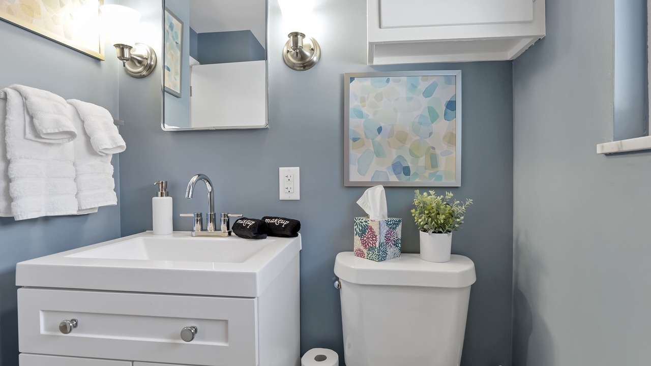 Photo of Bathroom in Sharon Heights