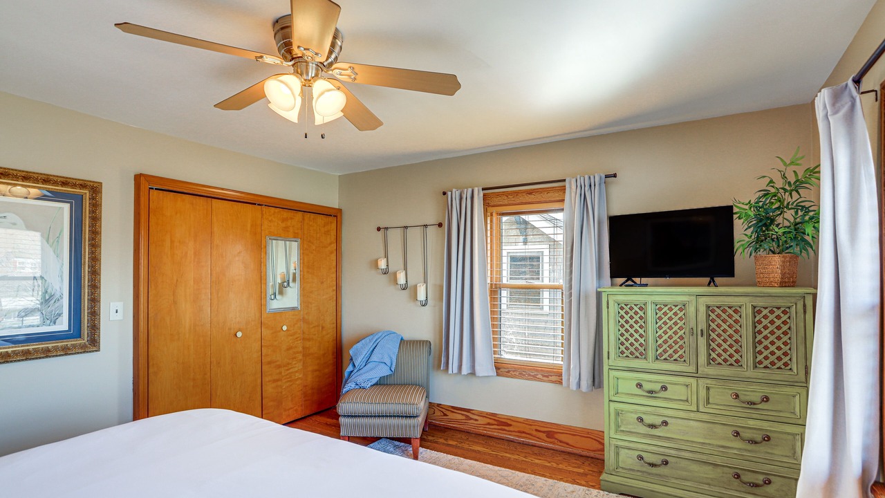 Photo of Bedroom in Lorain