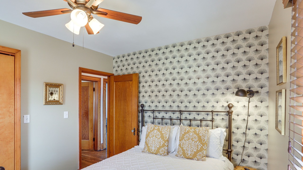 Photo of Bedroom in Lorain
