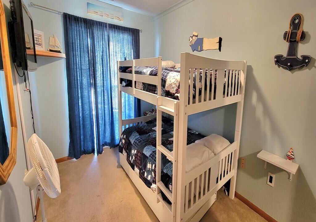 Photo of Bedroom in Townsend's Inlet