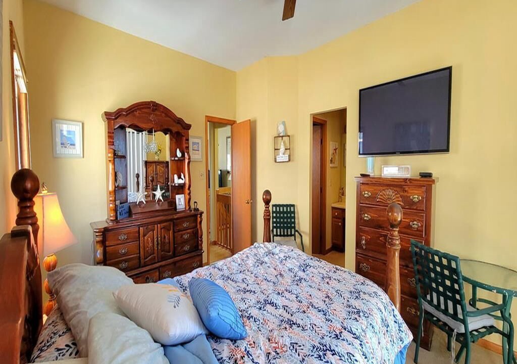 Photo of Bedroom in Townsend's Inlet