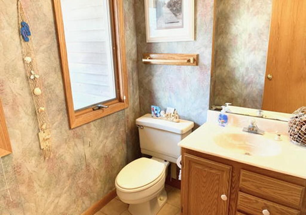 Photo of Bathroom in Townsend's Inlet