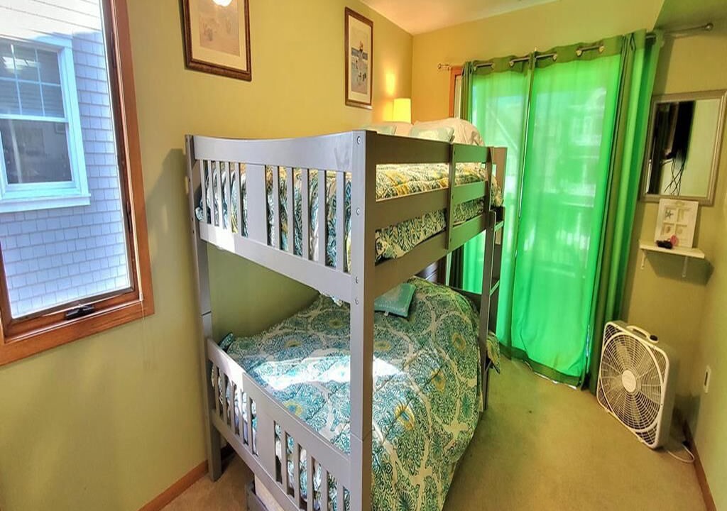 Photo of Bedroom in Townsend's Inlet