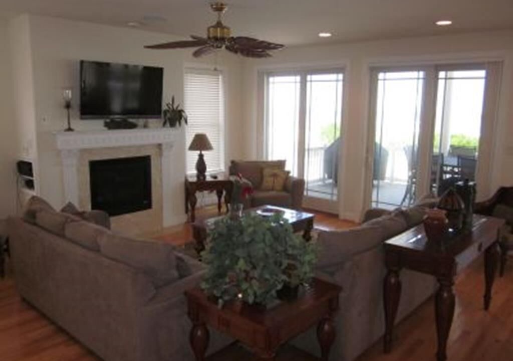 Photo of Livingroom in Townsend's Inlet