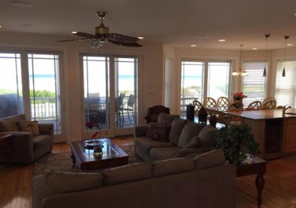 Photo of Livingroom in Townsend's Inlet