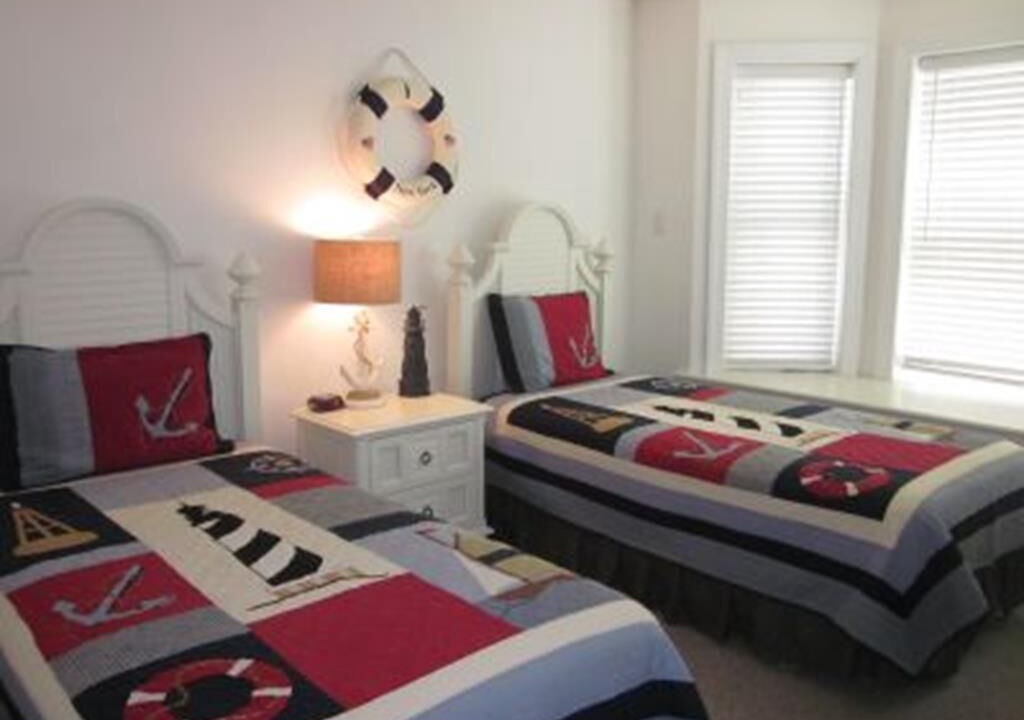 Photo of Bedroom in Townsend's Inlet