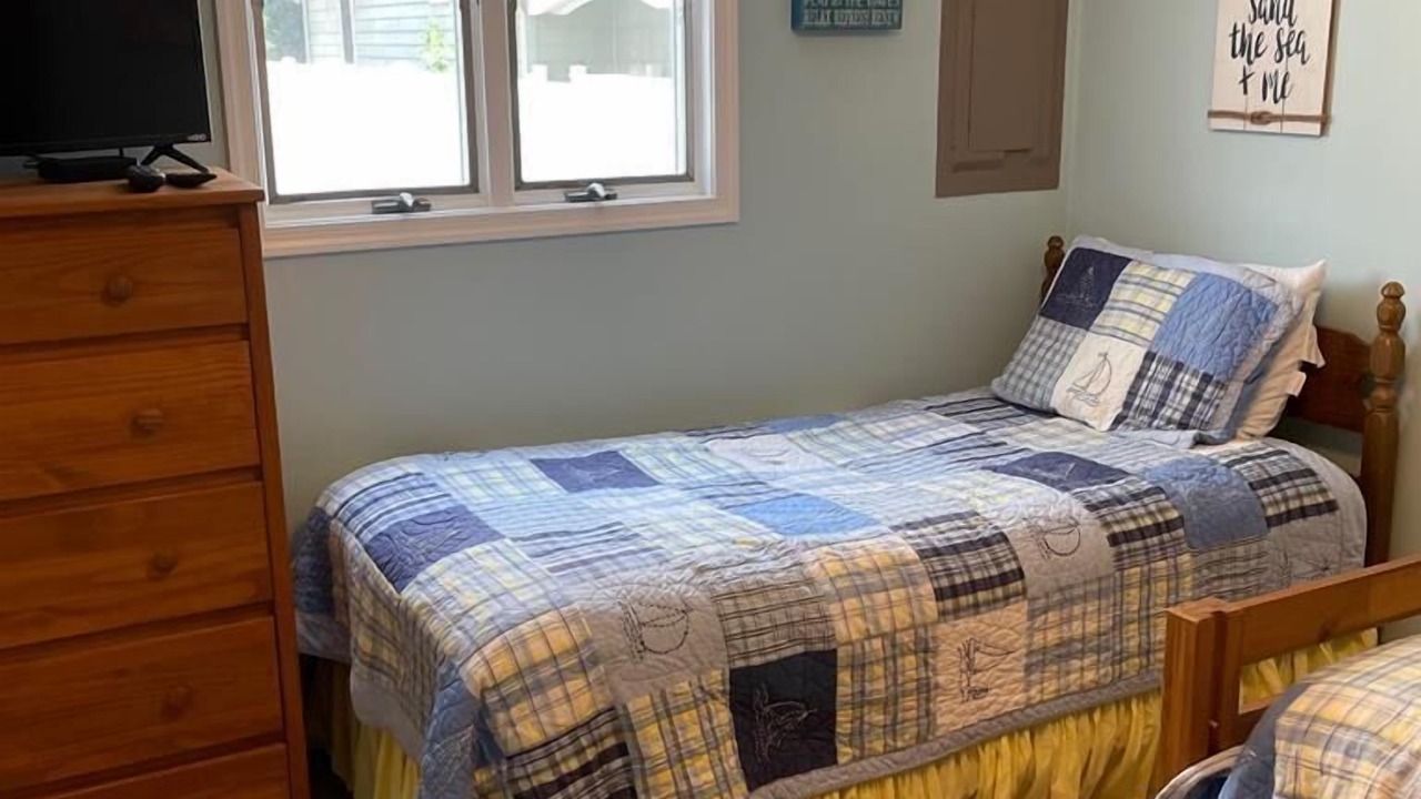 Photo of Bedroom in Townsend's Inlet