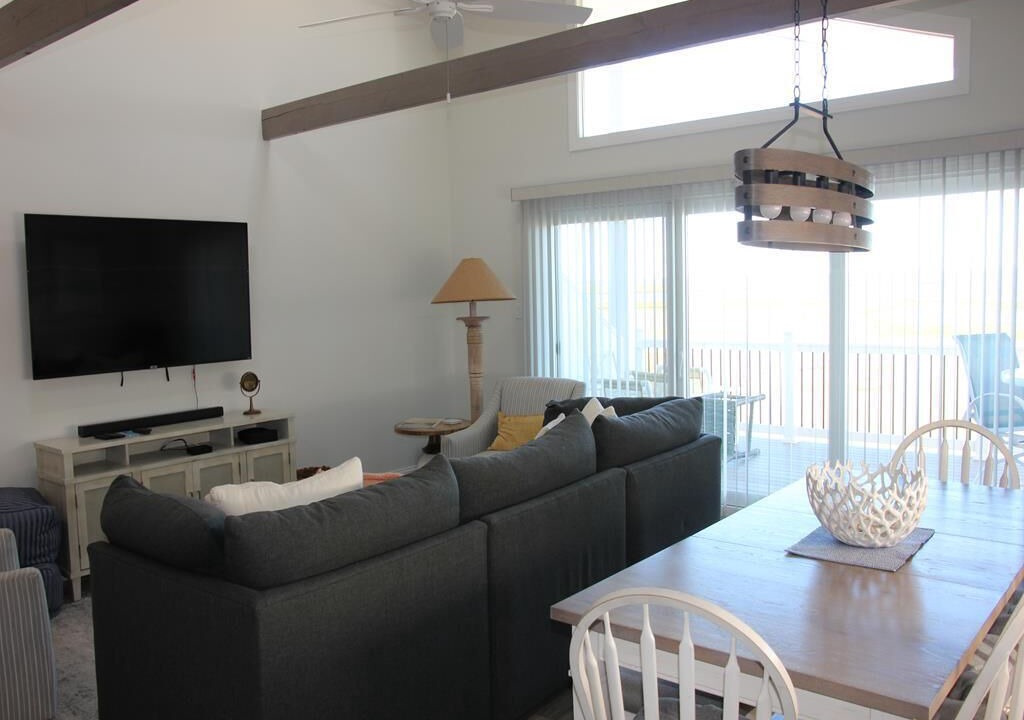 Photo of Livingroom in Dennisville