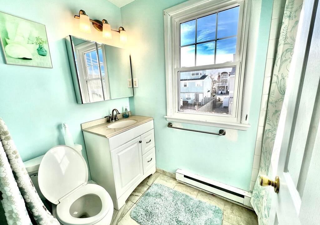 Photo of Bathroom in Townsend's Inlet