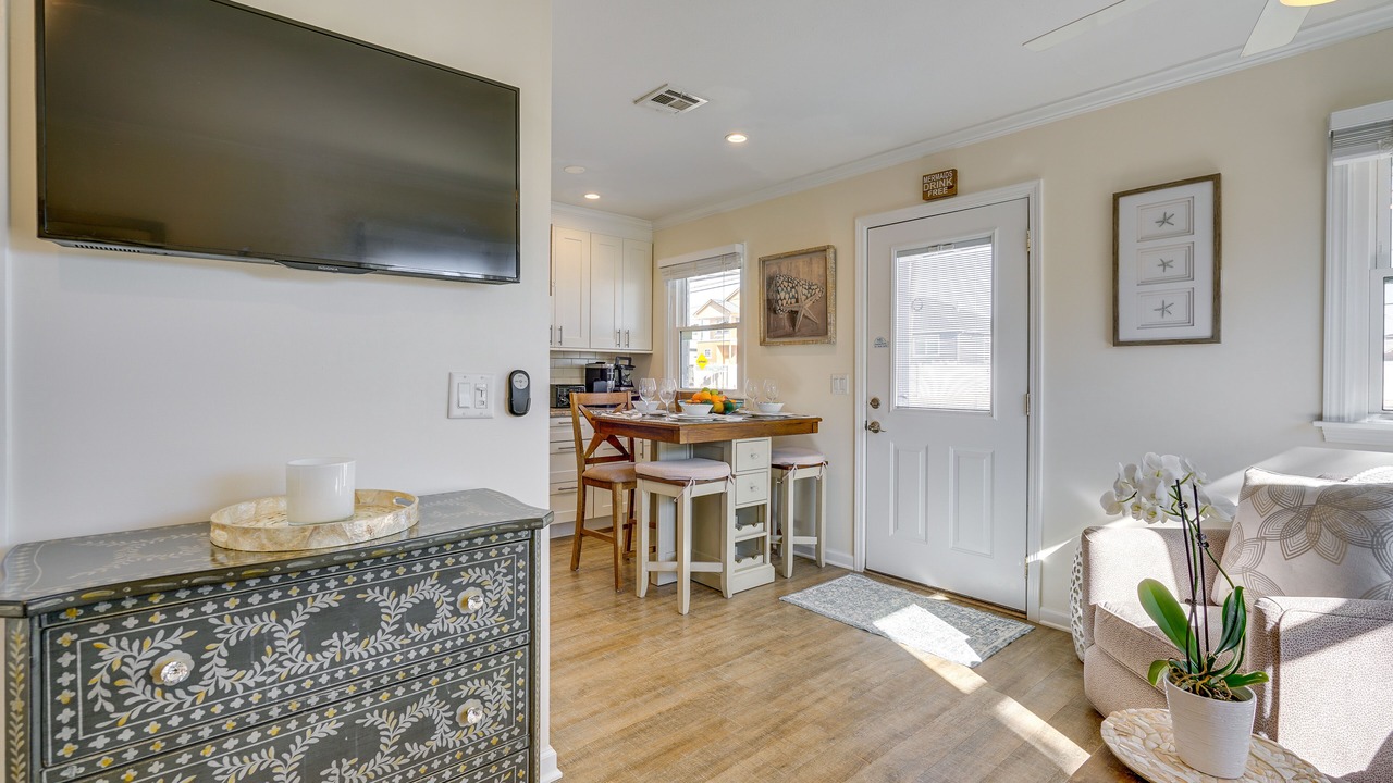 Photo of Livingroom in Lavallette