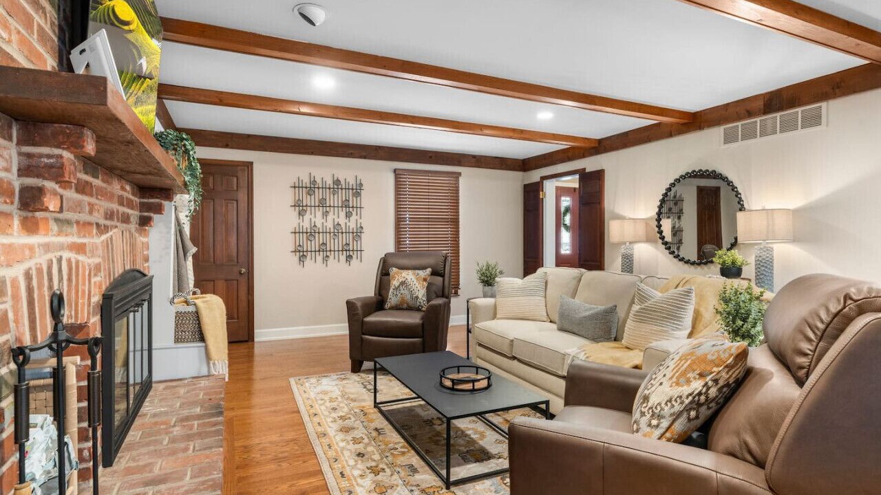 Photo of Livingroom in Washington Crossing