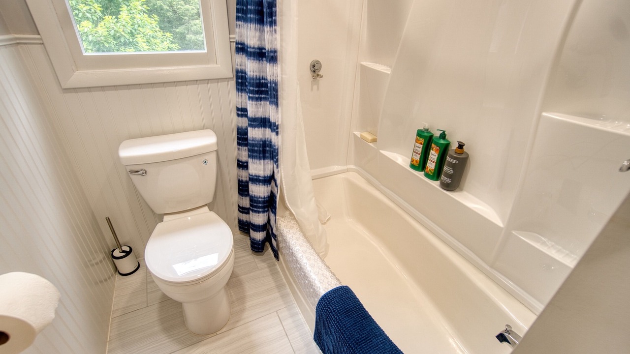 Photo of Bathroom in Circleville