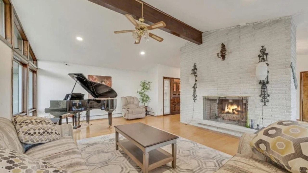 Photo of Livingroom in Sussex
