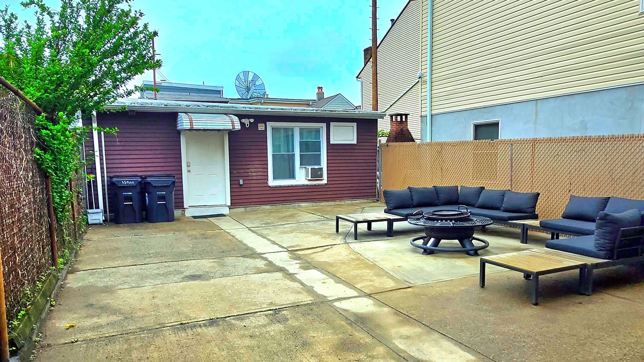 Photo of Patio Balcony in North Ironbound