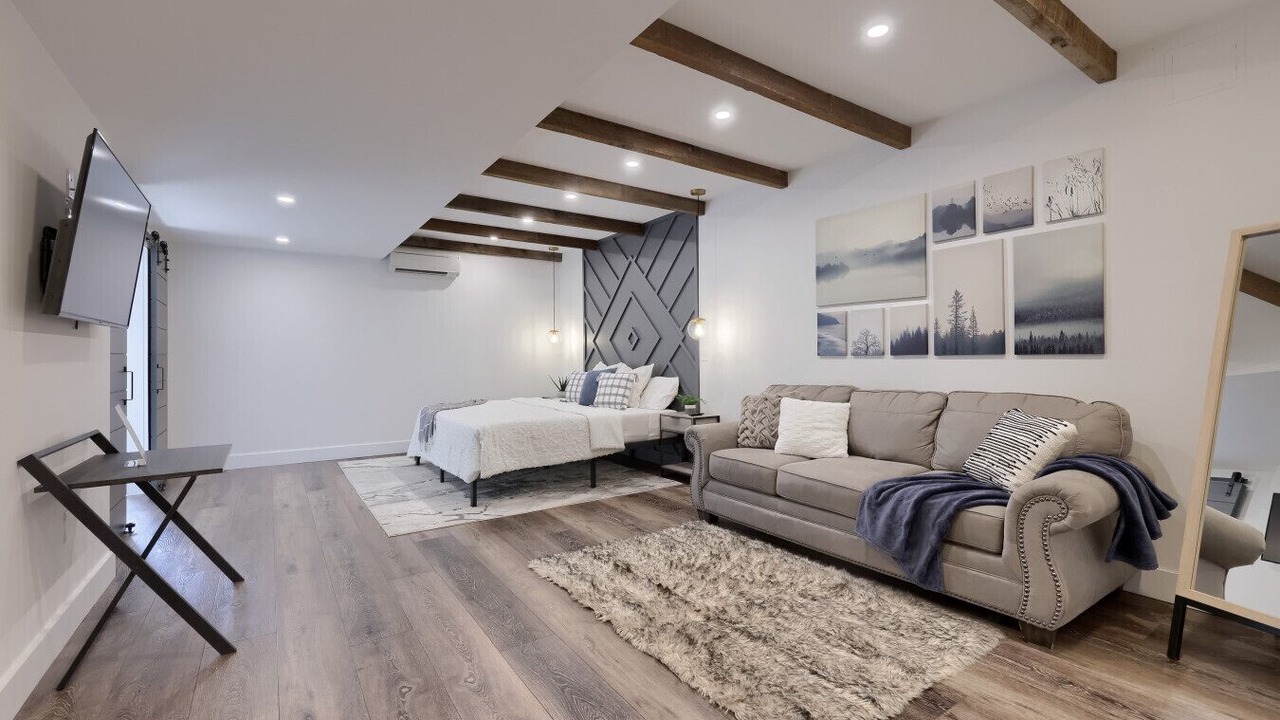 Photo of Livingroom in Earlville