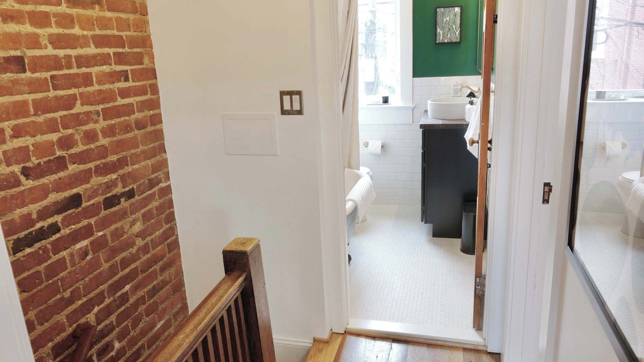 Photo of Bathroom in Park View