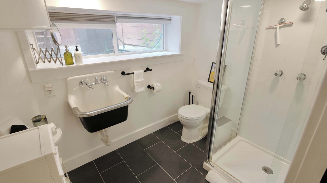 Photo of Bathroom in Park View