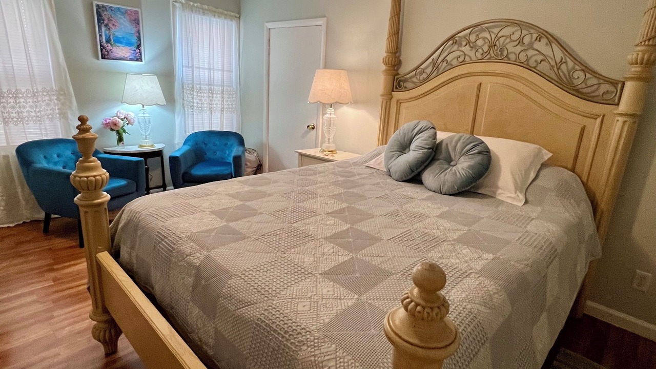 Photo of Bedroom in Ocean Grove