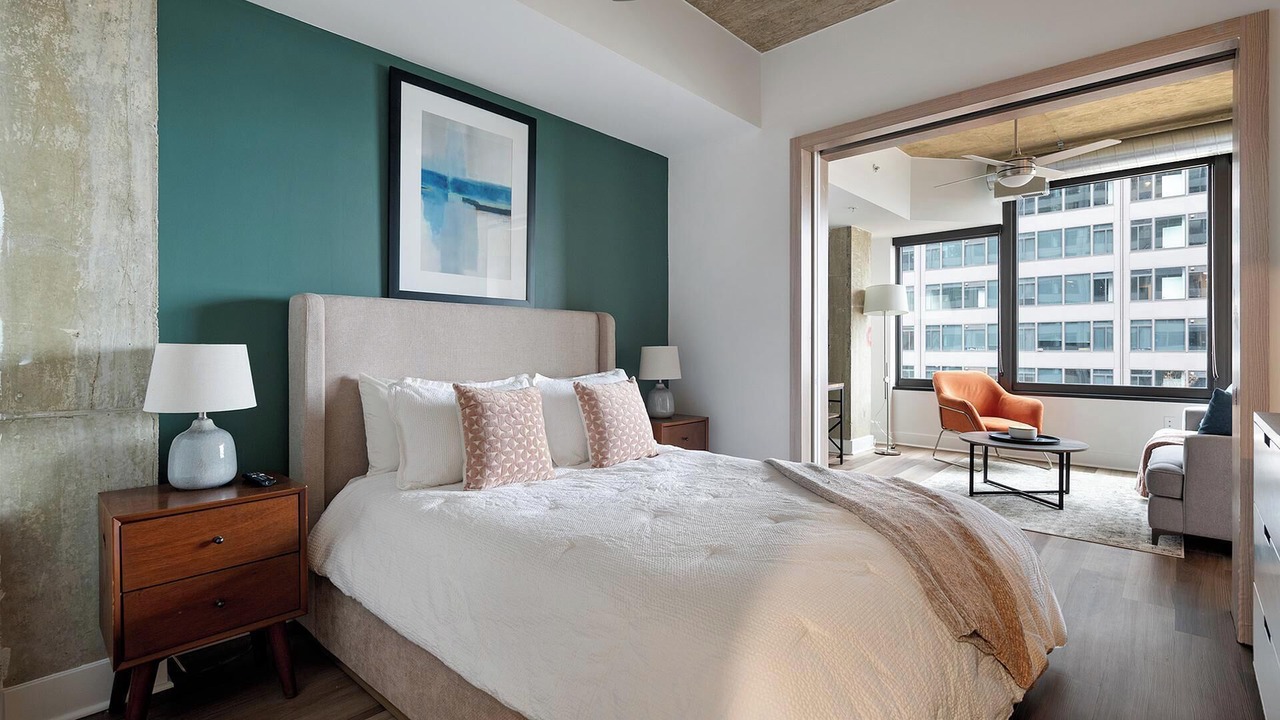 Photo of Bedroom in Baileys Crossroads