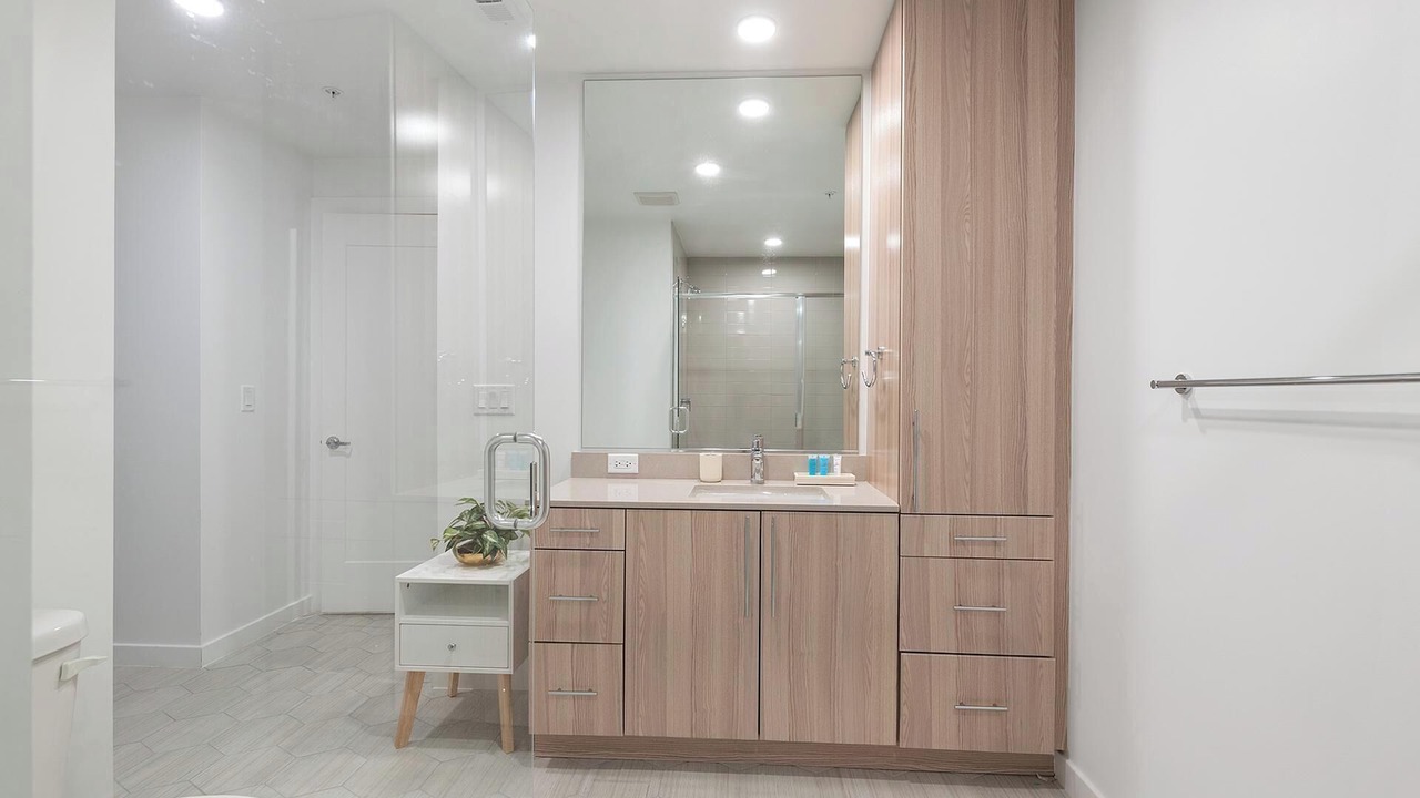 Photo of Bathroom in Baileys Crossroads
