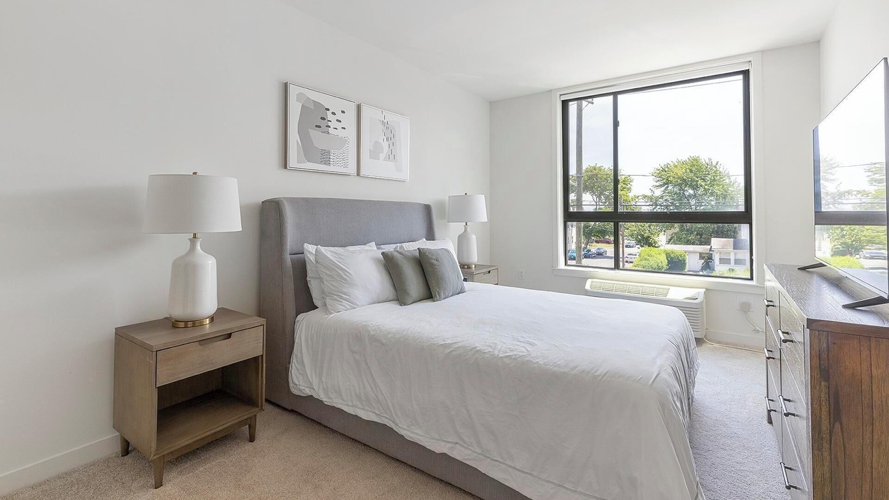 Photo of Bedroom in Carteret