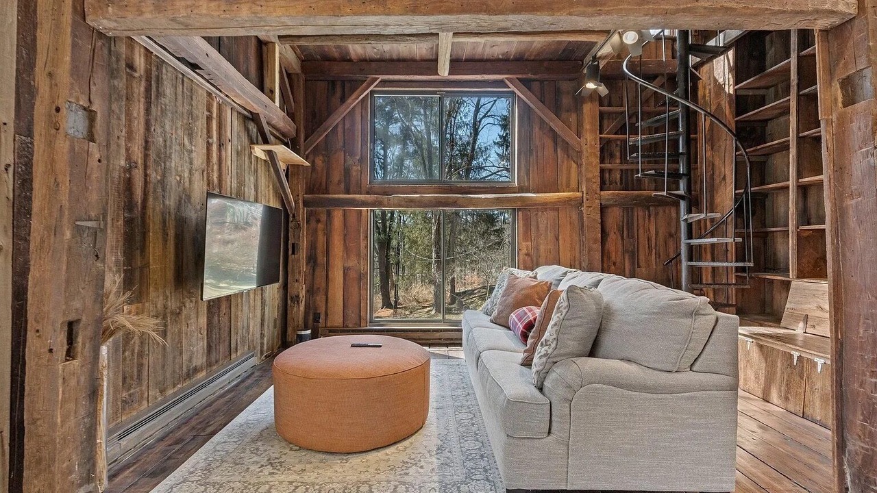 Photo of Livingroom in Mount Kisco