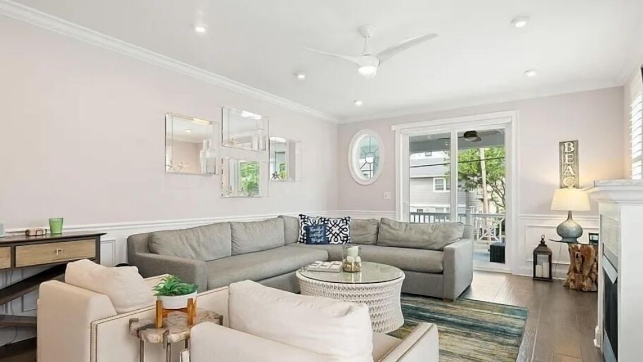Photo of Livingroom in Margate City
