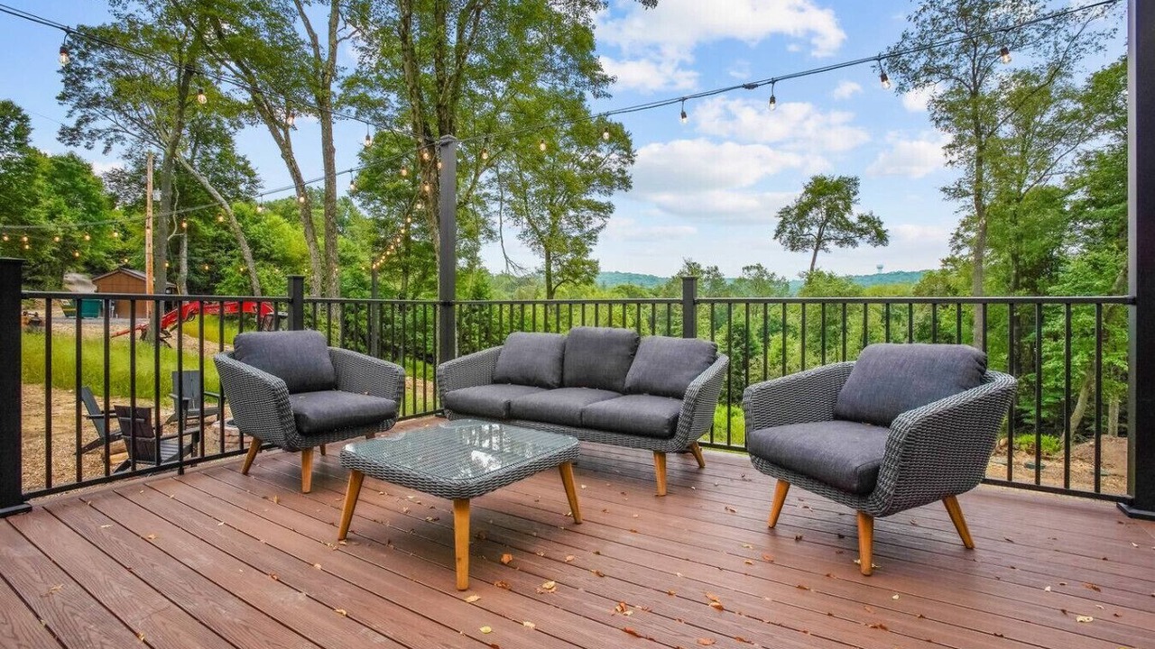 Photo of Patio Balcony in Shippenville