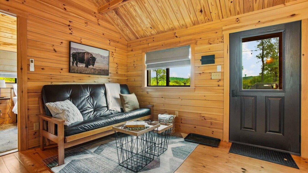 Photo of Livingroom in Shippenville