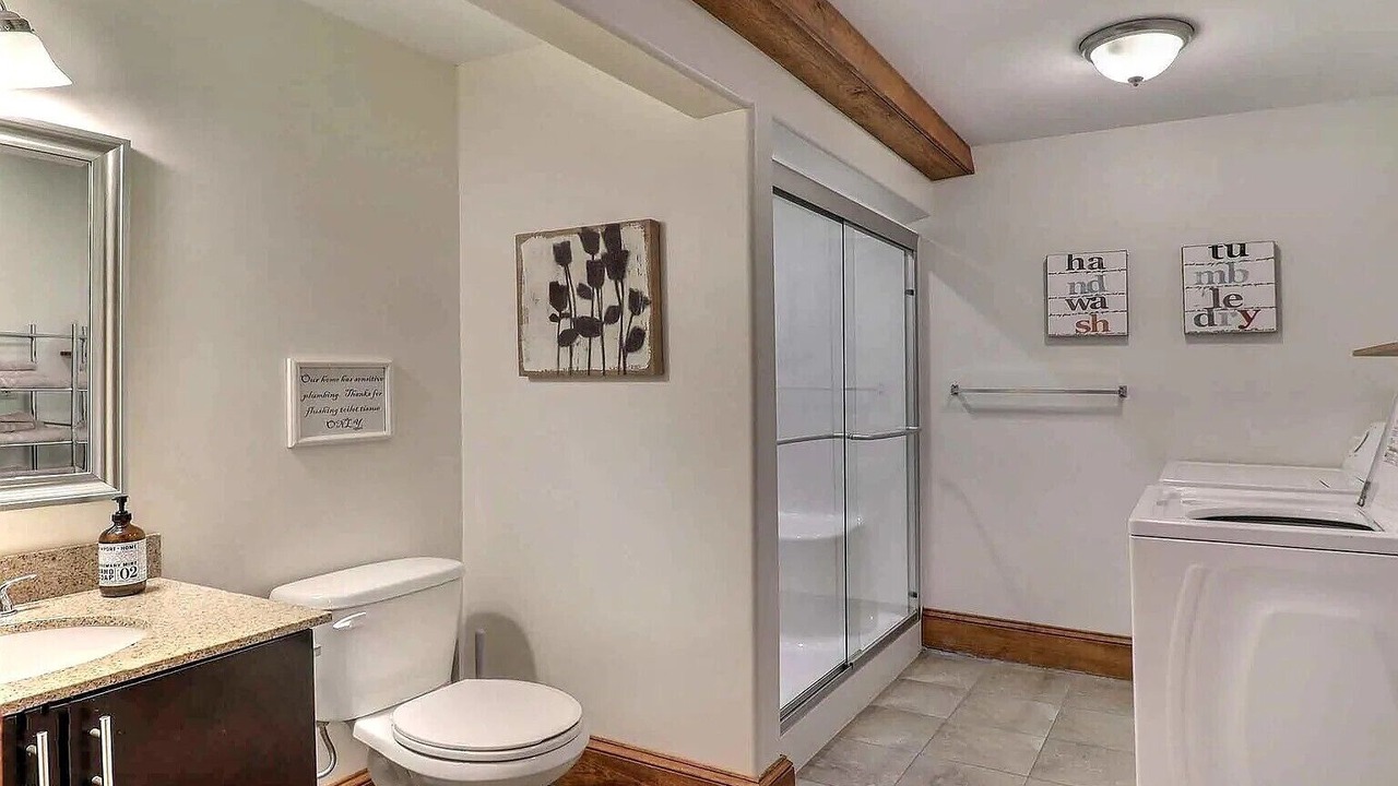Photo of Bathroom in Tannersville
