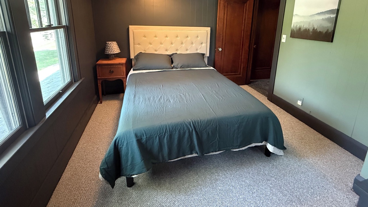 Photo of Bedroom in Warren