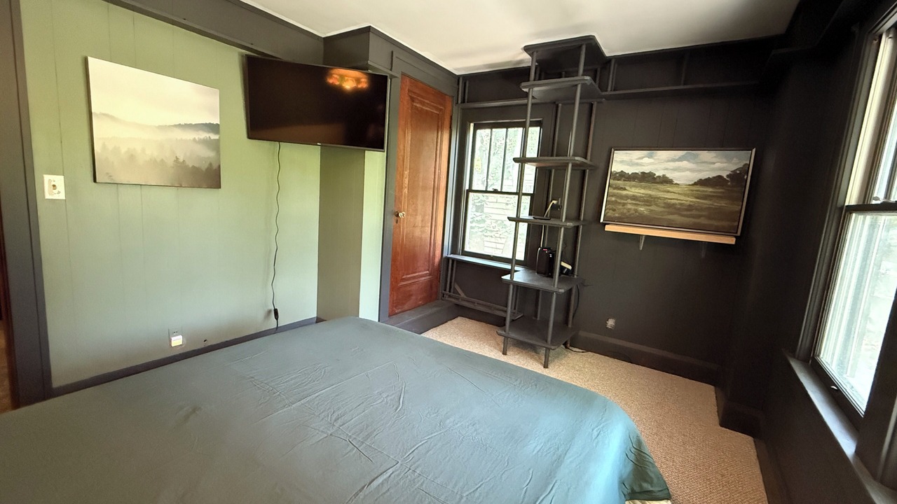 Photo of Bedroom in Warren
