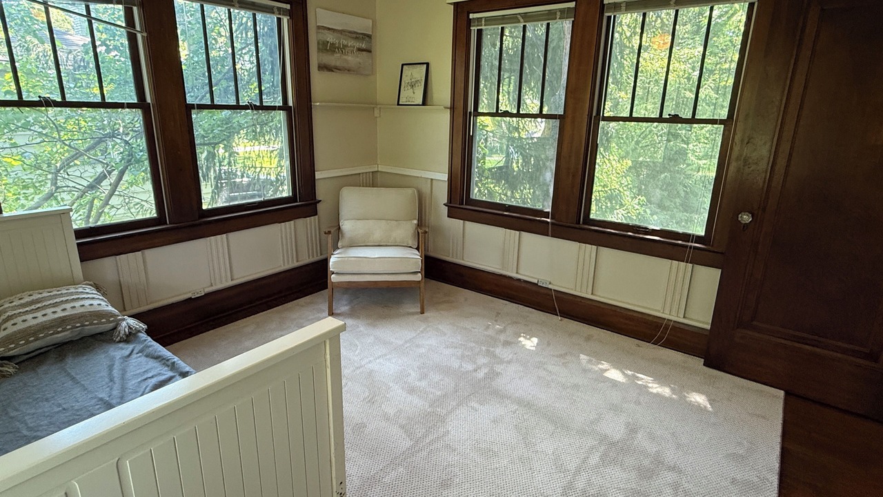 Photo of Bedroom in Warren