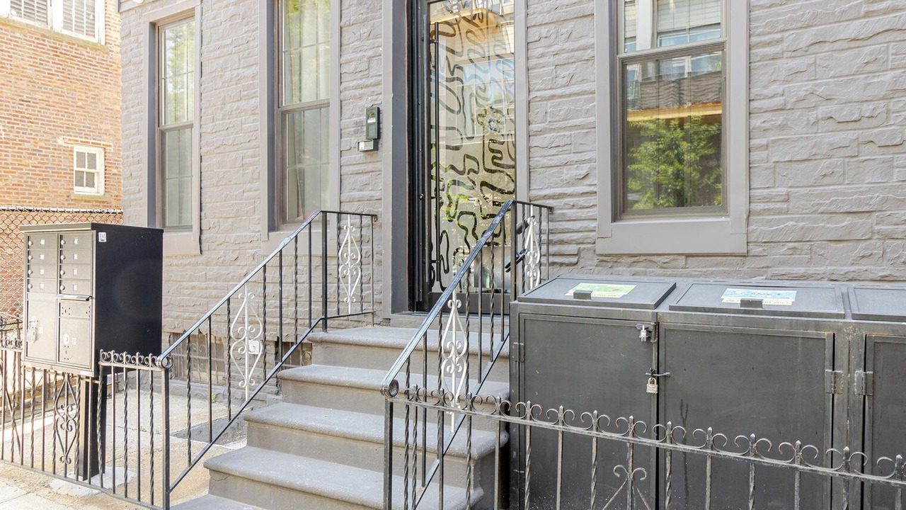 Photo of Outdoor in Greenpoint