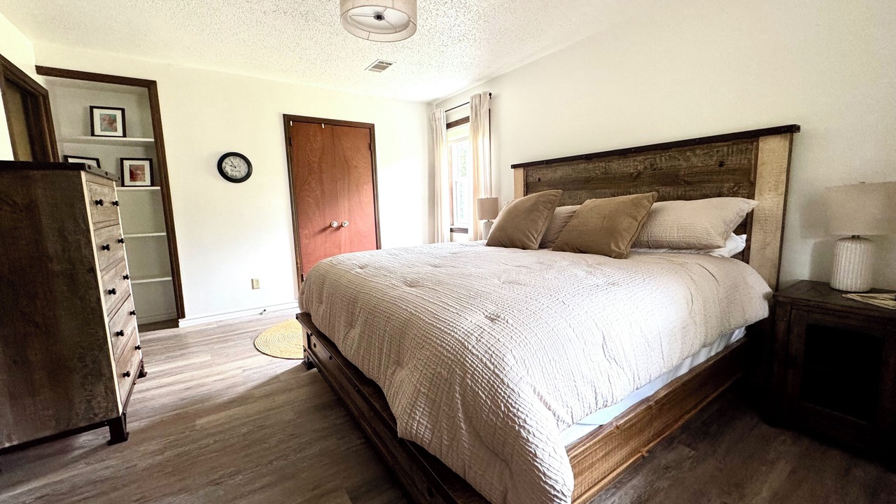 Photo of Bedroom in Pelsor