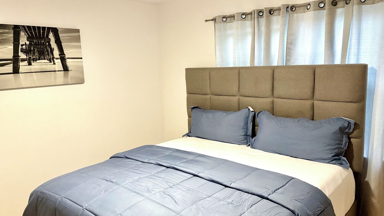 Photo of Bedroom in Forest Hill