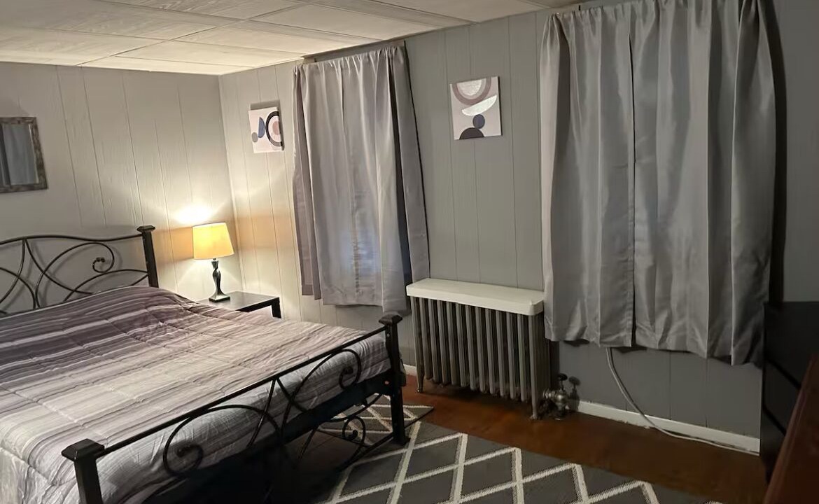 Photo of Bedroom in Coaldale