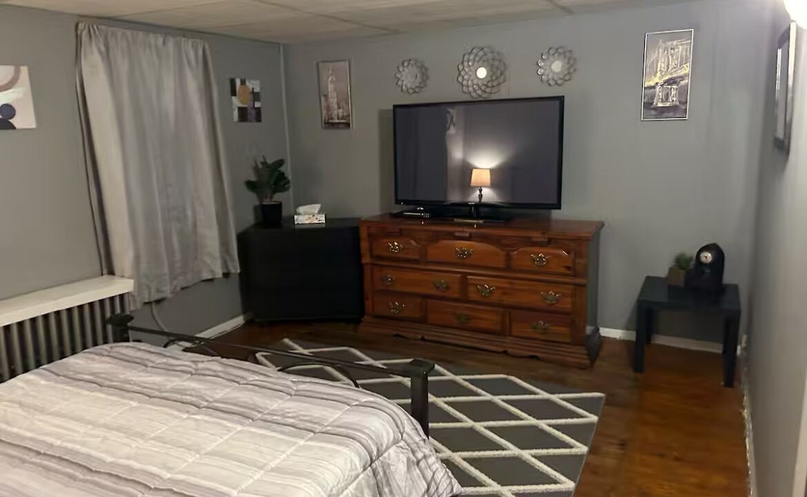 Photo of Bedroom in Coaldale