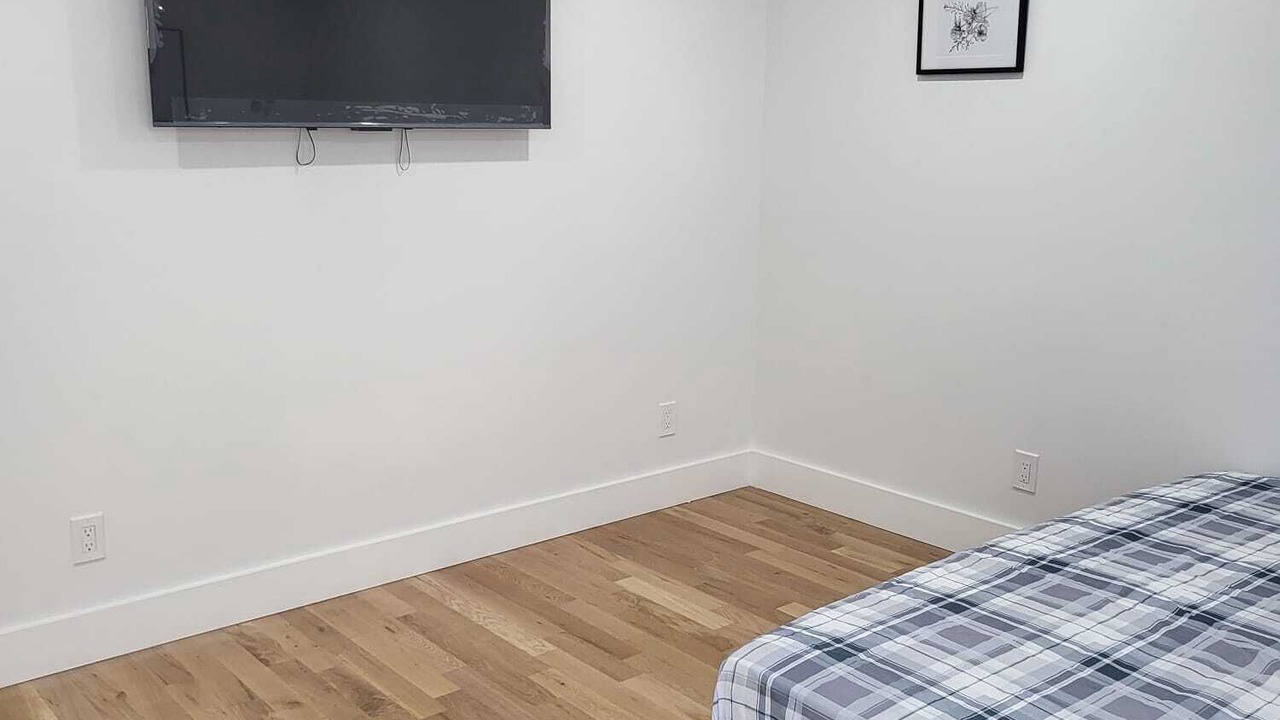 Photo of Bedroom in Weequahic