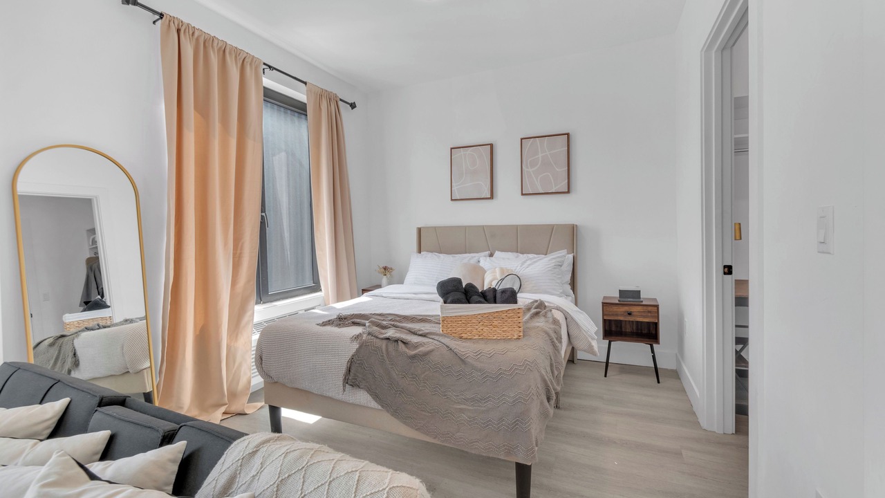 Photo of Bedroom in Elizabeth