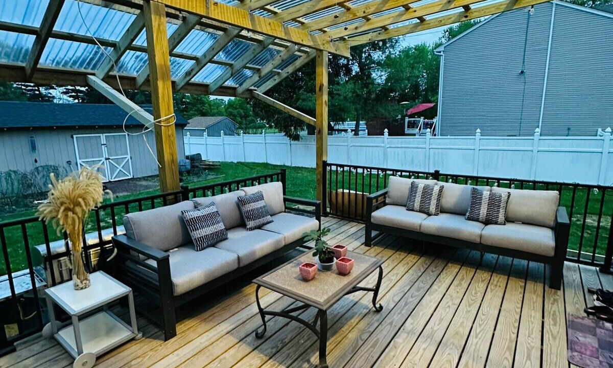 Photo of Patio Balcony in Yardville-Groveville