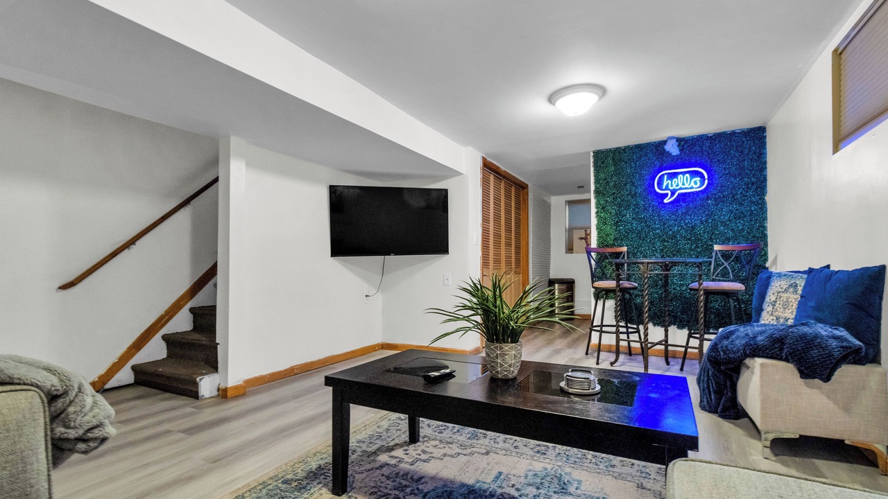 Photo of Livingroom in Hopelawn